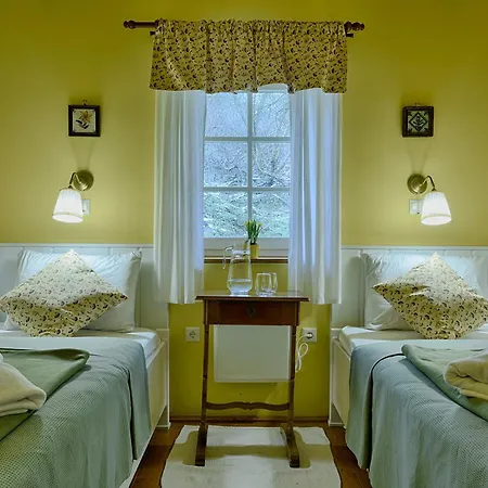 아파트 Koekenyhaz Vendeghaz Kotcse