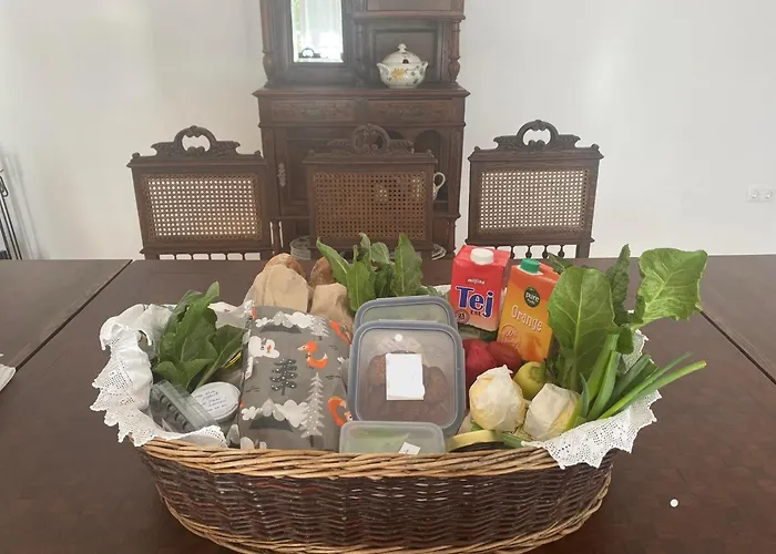 דירה Koekenyhaz Vendeghaz